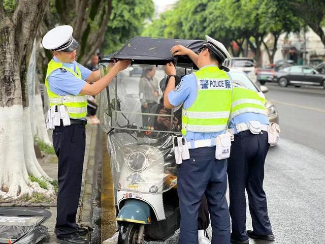 电动车上路有“5不能”新要求别被罚了才知道j9九游会真人第一品牌2025年2月起执行(图2)